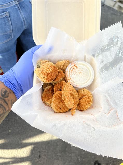 TWO HOT CHICKS Updated July 2025 Glendale Arizona Food Stands Restaurant Reviews