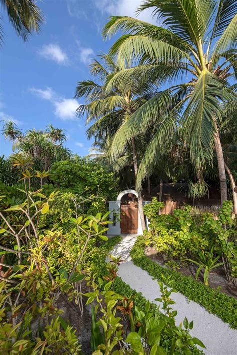 Anantara Kihavah Maldives Villas Resort Baa Atoll Maldives Four