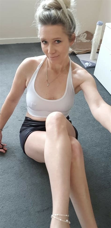 Amateur Hot Milf 78 Pics XHamster