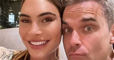 Robbie Williams Wife Ayda Field Says Their Sex Life Is Completely Dead Trendradars Uk