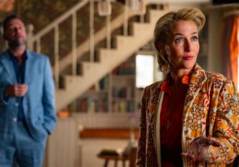 Sex Education Les Enfants De Gillian Anderson S Expriment Sur Le R Le De Leur M Re