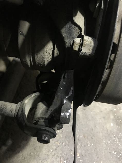 АКБ скоропостижно скончался(((. Замена. — Nissan Almera V (G11/15), 1,6 ...