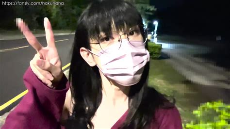 Ha Walken Im Einkaufszentrum Mit Einem Kurzen Rock Und Einem Vibrator Der Anal Gestopft Ist