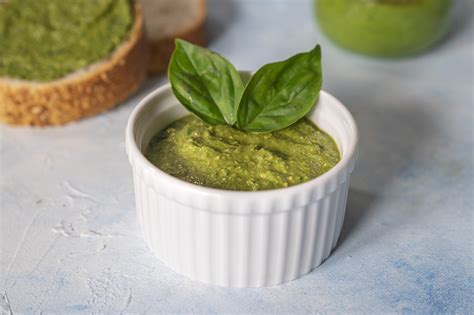 Ev Yap M Pesto Sos Tarifi Nas L Yap L R Resimli Anlat M Yemek