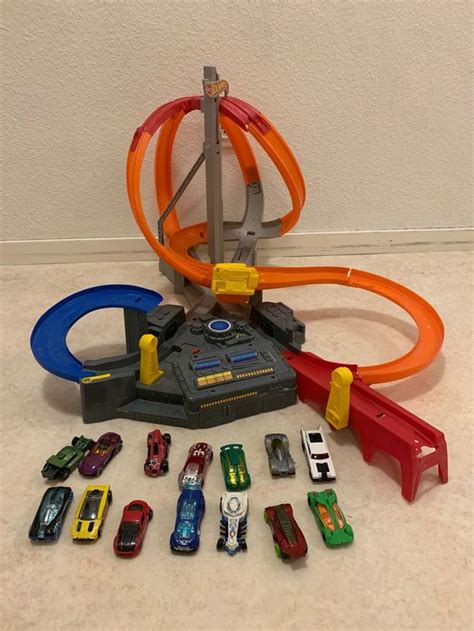 Hot Wheels Track Builder Bahn Mit Autos Kaufen Auf Ricardo