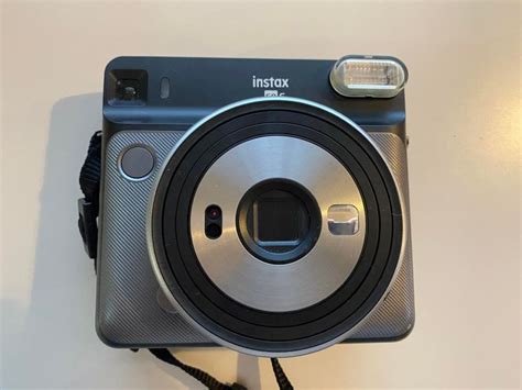 FujiFilm Instax square polaroid aparat