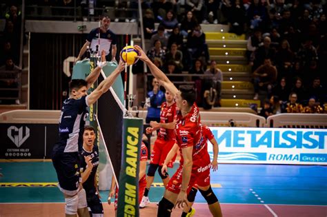Lube Civitanova Vince In Tre Set A Cisterna Di Latina Nikolov MVP MCNET