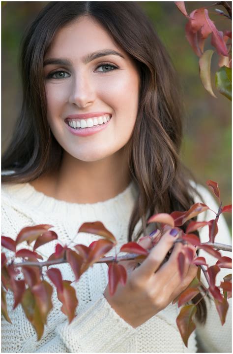 Danielle Whitney High School Newcastle Senior Portraits