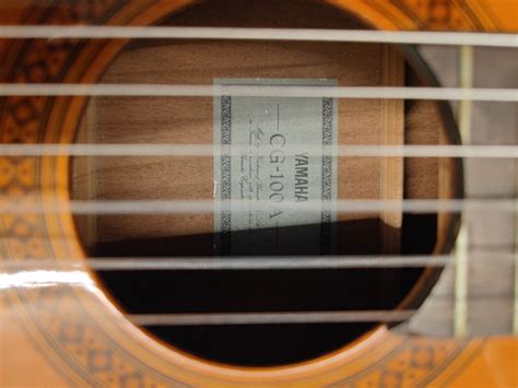 Yamaha Cg 100a Classical Guitar Hobbies And Toys Music And Media Musical