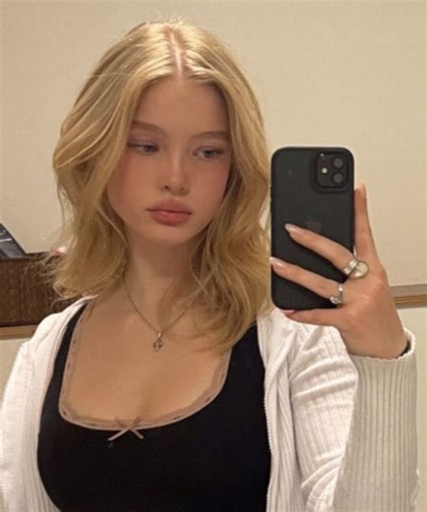 Pretty Hairstyles Straight Hairstyles Blonde Hair Inspiration Hair Inspo Dream Hair