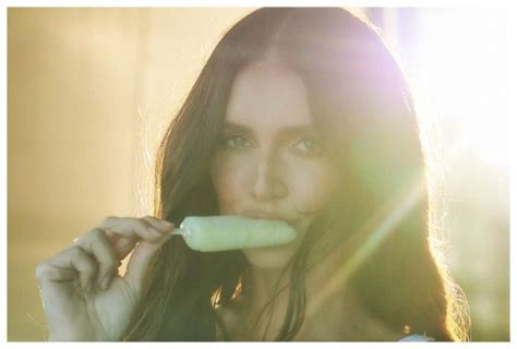 Zaira Nara mostró el backstage de sus fotos hot