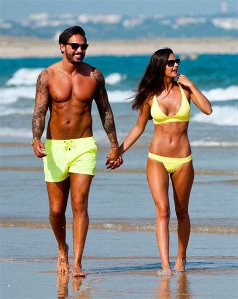 10 Hot Sexy Emma McVey Bikini Pics