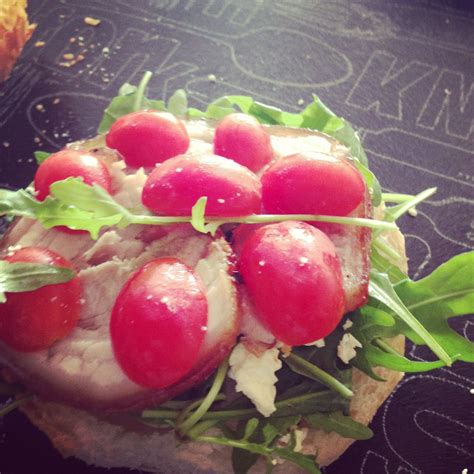 Mouth-Watering Pork Belly Sandwich with Cherry Tomatoes