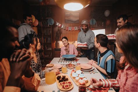 Concept & Films for Oddlygood :: Behance