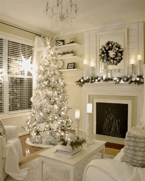 Albums 96+ Pictures Pictures Of Decorated White Christmas Trees Superb