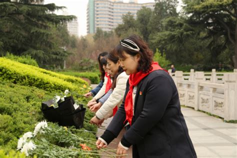 清明祭英烈 弘扬爱国情——郑州市金水区丰产路小学开展清明节主题活动 大河新闻