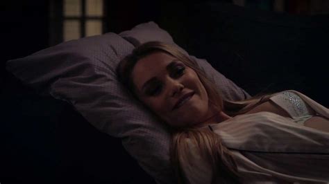 Naked Joy Esther In Des Amours D Samour