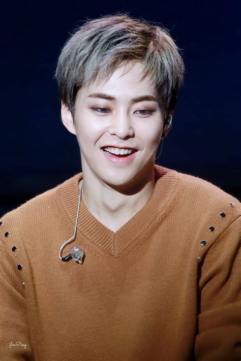 ปักพินโดย Aeris 💕 ใน Xiumin | เอ็กโซ