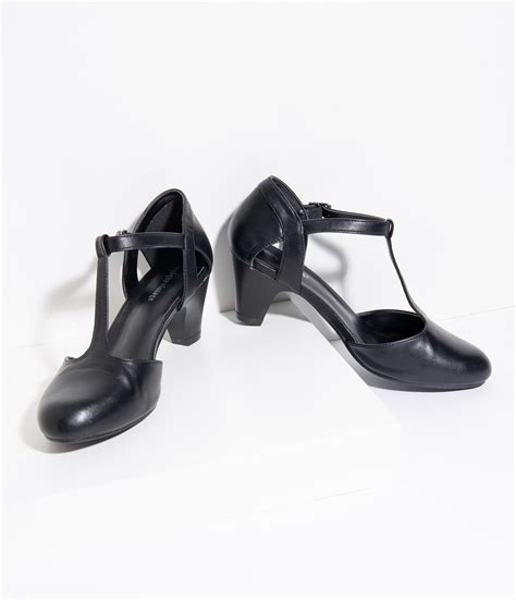 Unique Vintage Black Leatherette Closed Toe T Strap Roxy Pumps