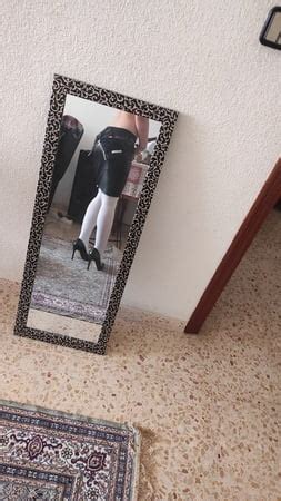 Horny Cleo Coming Home 10 Pics XHamster