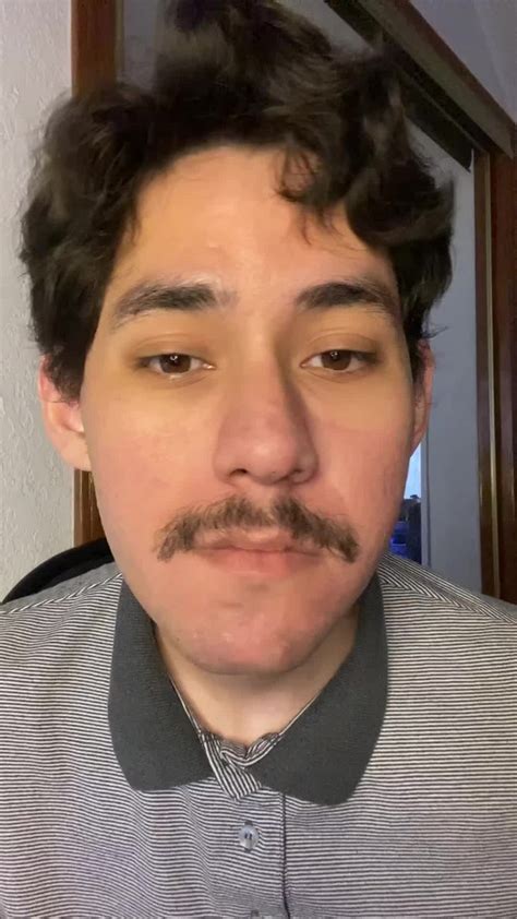 Bálsamo Labial Labello Caring Beauty 2 En 1 Color Nude 4 8g Meses sin