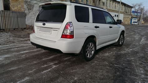 Установка спойлера — Subaru Forester (SG), 2 л, 2006 года | тюнинг | DRIVE2