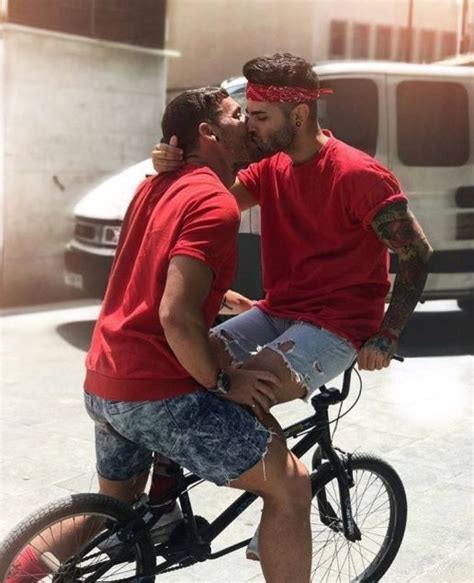 Pin By Ivan C A On Guapos Parejas Gay Love Cute Gay Couples Gay Relationship