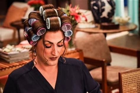 Após polêmica de beijo gay em filme Paulo Gustavo se manifesta Metrópoles