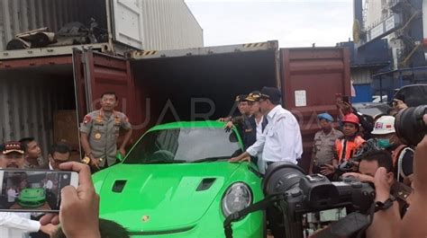 Penyelundupan Harley Davidson Dan Mobil Mewah Lewat Pelabuhan Tanjung Priok