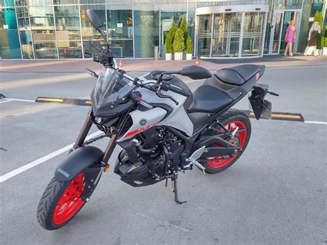 Купить б у Yamaha MT 03 инжектор 6 передач в Екатеринбурге серый naked bike 2020 года на Авто