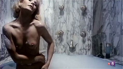 Naked Rosa Valenty In La Chica De Las Bragas Transparentes