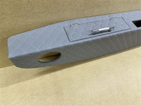 Полка Уаз буханка надвікона: 2 000 грн. - Задня полиця Київ на Olx