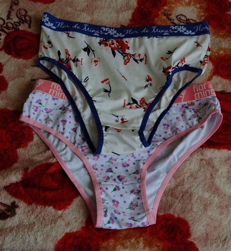 Vende Se Calcinha Lingerie Feminina Calcinha Flor Minas Outra Flor De Minas Nunca Usado