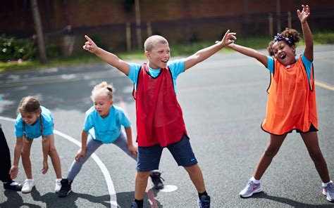 premier league primary stars invasion games throwing skills