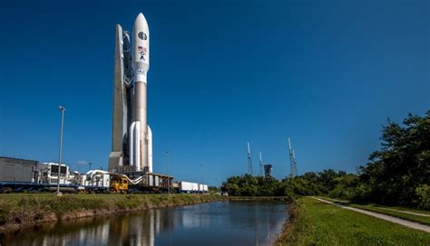 ULA Atlas V successfully launches with AFSPC-11 - NASASpaceFlight.com