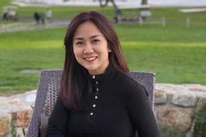 Tante Ernie Pakai Bikini Pamer Body Semok Netizen Gemas Pengen Tarik Talinya Okezone Celebrity