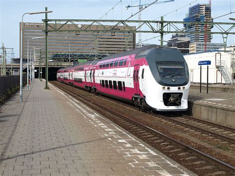 VIRM 9524 at Den Haag CS, March 27, 2010 in 2021 | Train, Railroad ...