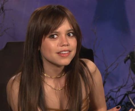 Pin On Celebrity Brunette Jenna Ortega Hair Looks Ortega