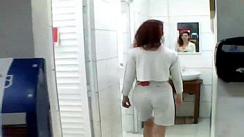 Pernocas Chupa Pau Dentro De Banheiro No Posto De Gasolina XVIDEOS