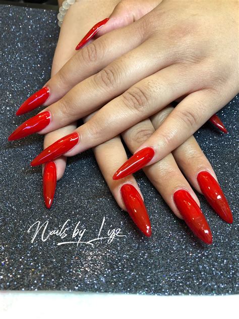 long almond nails - Fashion Professional