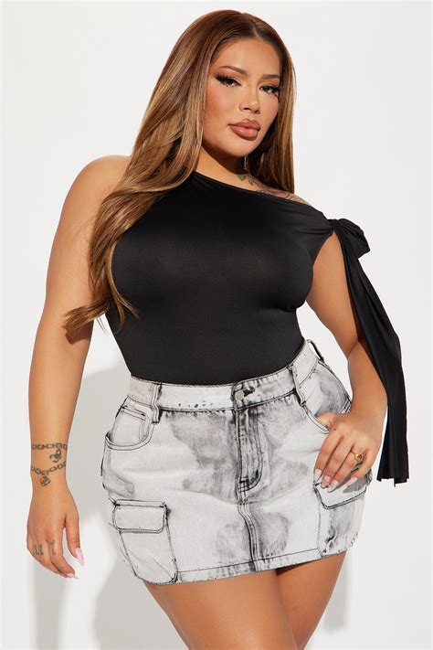 Page 18 For Sexy Plus Size Tops And Shirts For Women Fashion Nova