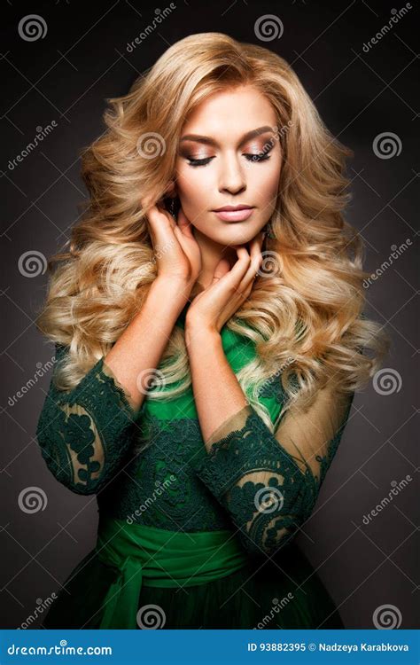 Portrait Of Elegant Blonde Woman With Long Curly Hair And Glamour Makeup Stock Image Image Of