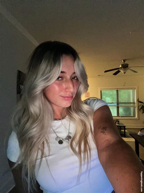 Hailey Felt Hailey Smith Nude OnlyFans Leaks Fappening FappeningBook