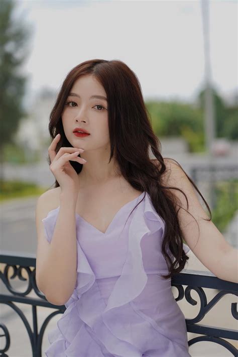 Chia sẻ về hot girl ảnh thẻ Lê Lý Lan Hương Trung Tâm Máy Chiếu