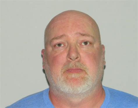 Joshua Dewey Chapman Violent Or Sex Offender In Elkhart In In