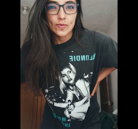 Lucia Cute Cam Model Free Live Sex Show Chat Stripchat