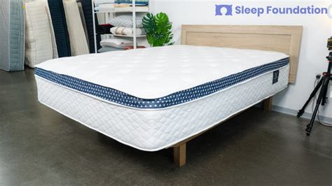 Best Mattress for Couples (2022) – Motion Isolating Beds | Sleep Foundation