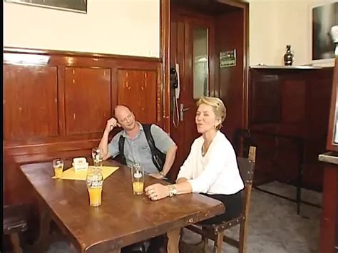 Free Granny Spreading Porn Videos Xhamster