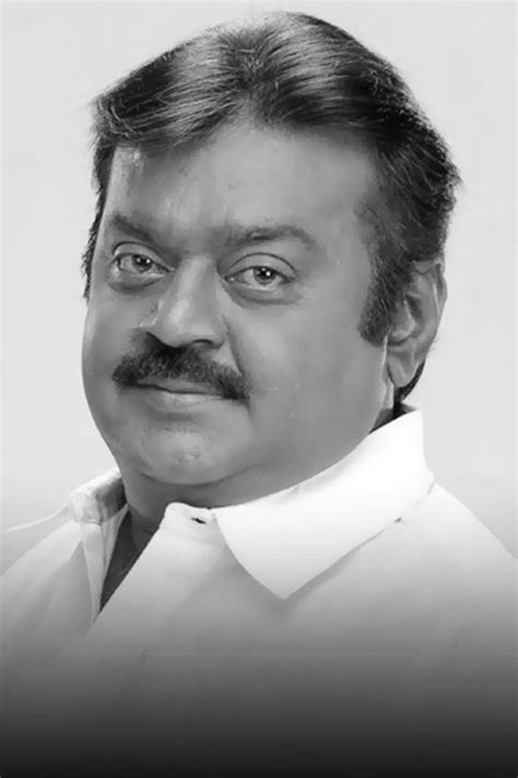 Vijayakanth Biography, Age, Spouse, Family, Native, Political party ...