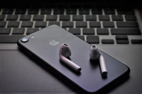 how to connect new airpods to macbook